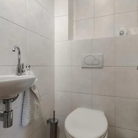 Lovely In With Sauna Casa vacanze *